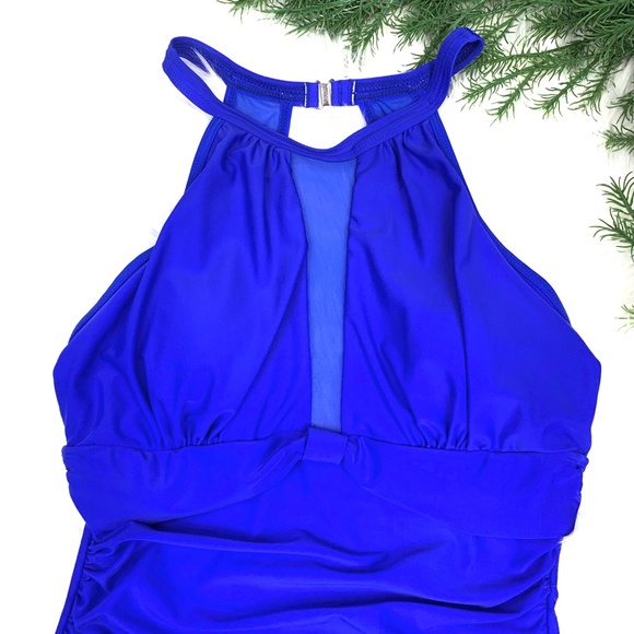 🚫SOLD!*GORGEOUS BLUE! One-Piece Bathing Suit!* - Picture 3 of 12